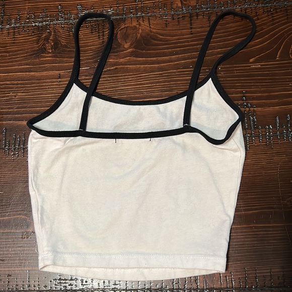 Butterfly tiny cropped tank - Picture 2 of 3